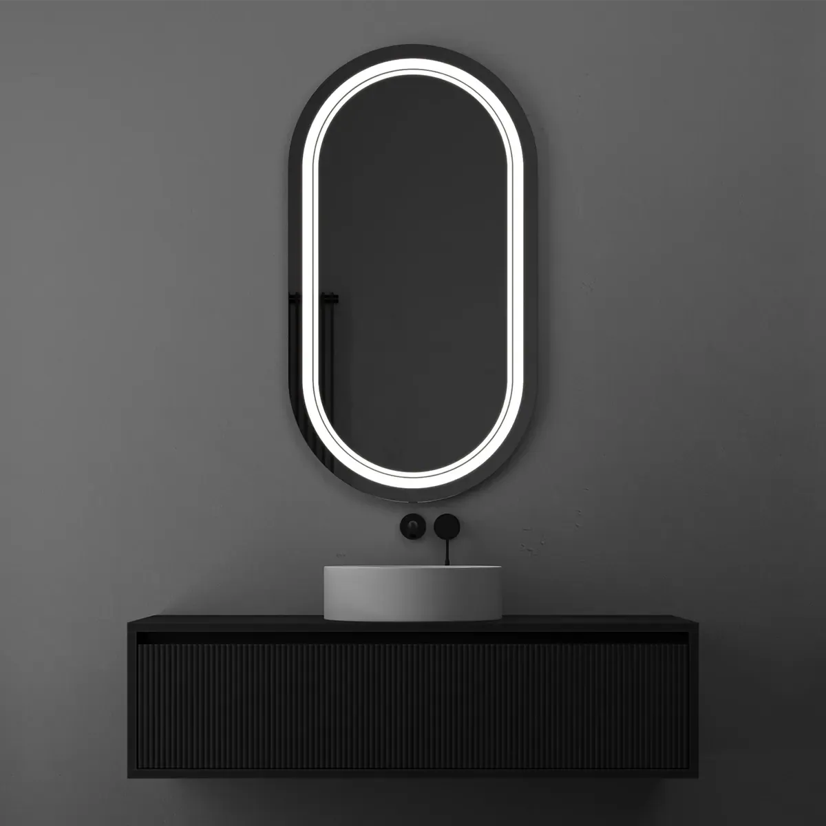 Briz Luna Oval — Овальне дзеркало з передньою LED-підсвіткою